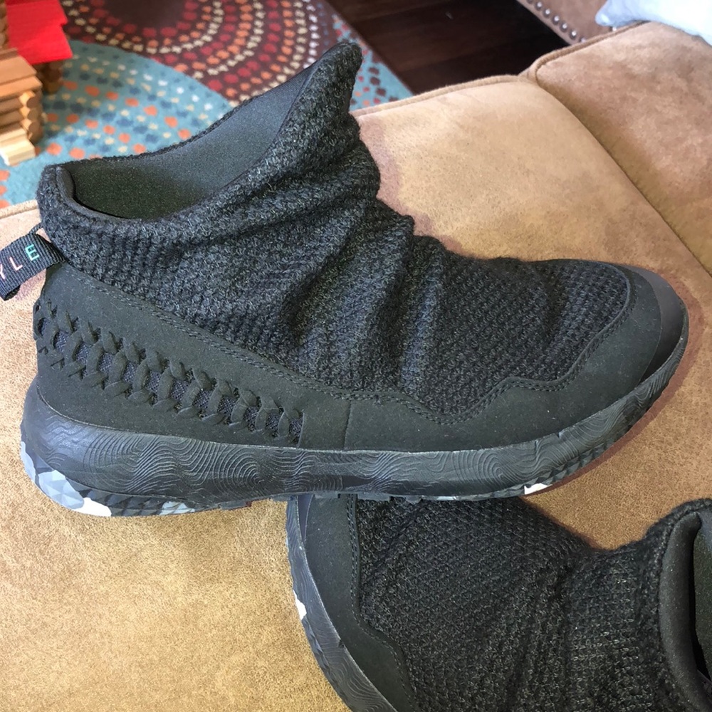Coolway Freestyle Bootie Sneaker
